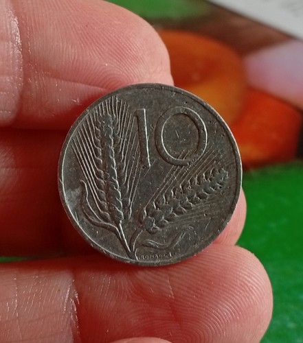 Molto rara moneta 10 - molto, lire